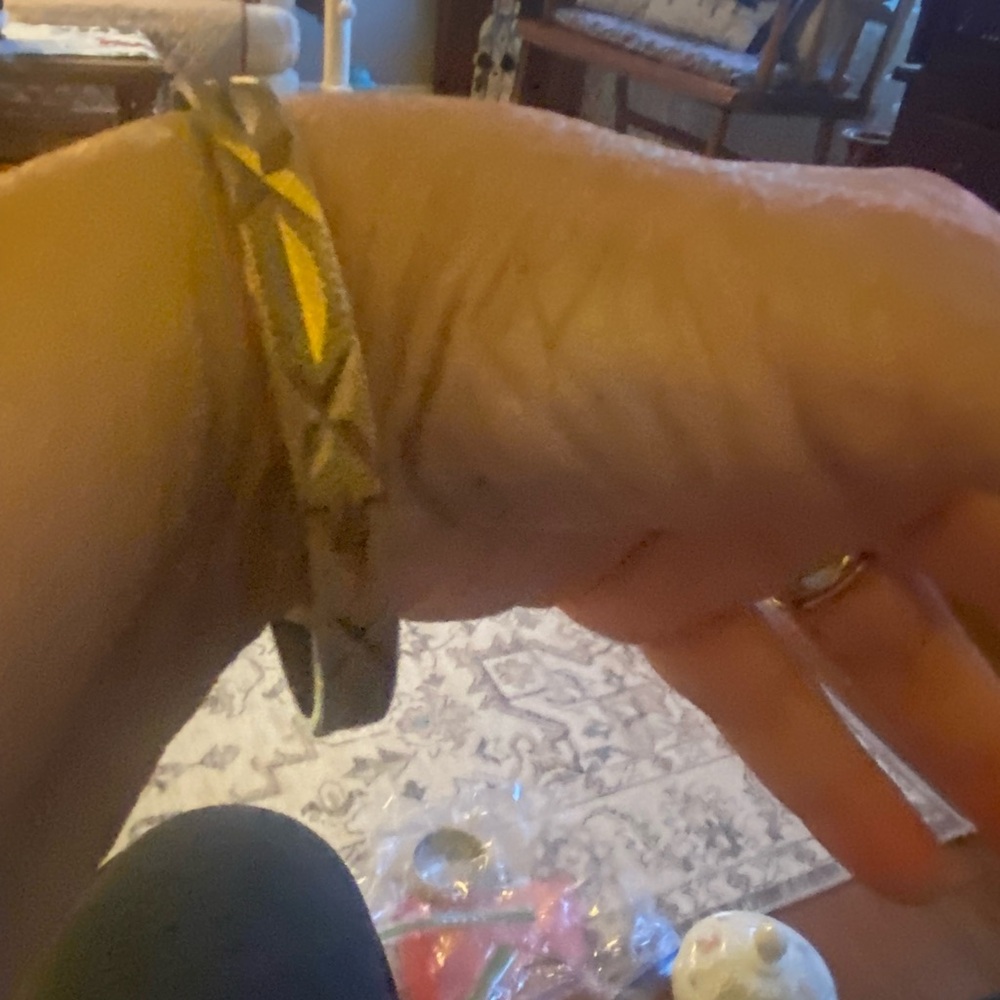 Source Unknown Gold Bracelet - Picture 6 of 8